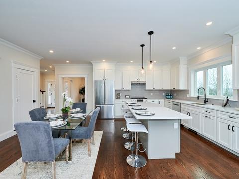 108 Brattle St, Arlington, MA 02474 photo 4