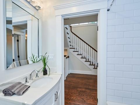 108 Brattle St, Arlington, MA 02474 photo 24