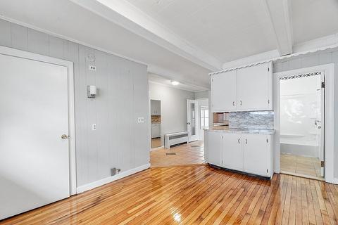 3 Travis St, Worcester, MA 01604 photo 23