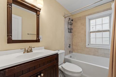 81 Surrey Rd, Springfield, MA 01118 photo 16