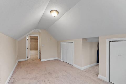 81 Surrey Rd, Springfield, MA 01118 photo 24