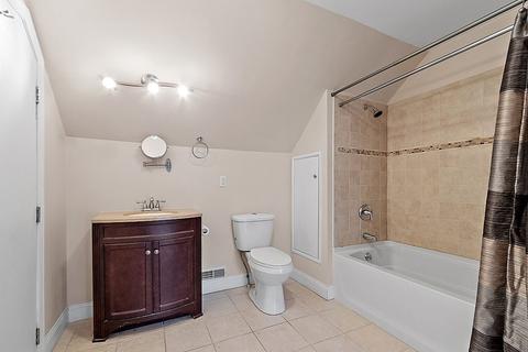 81 Surrey Rd, Springfield, MA 01118 photo 27