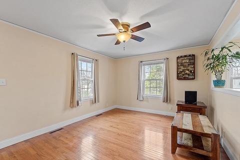 81 Surrey Rd, Springfield, MA 01118 photo 10