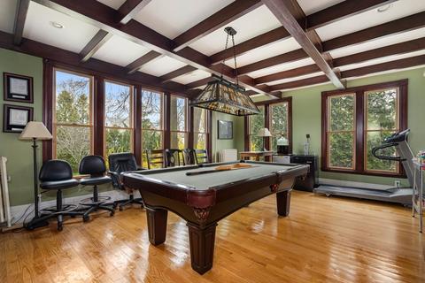8 Smith St, Marblehead, MA 01945 photo 16