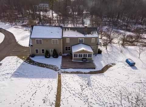 82 Taft St, Upton, MA 01568 photo 7