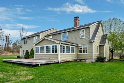 82 Taft St, Upton, MA 01568 photo 4