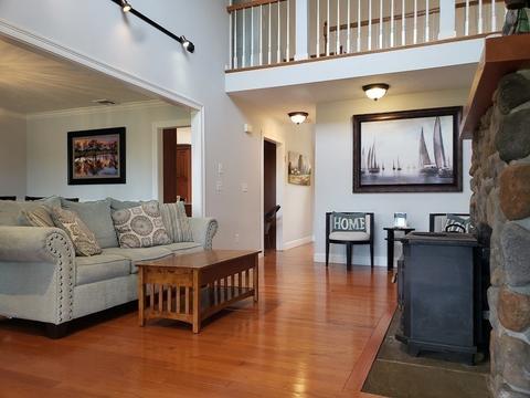 82 Taft St, Upton, MA 01568 photo 11