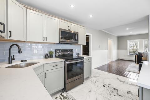145 E Spring St, Avon, MA 02322 photo 5