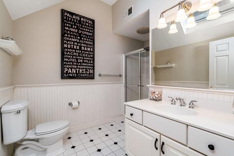 2 Francis St, Dover, MA 02030 photo 29