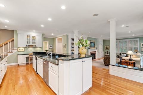 2 Francis St, Dover, MA 02030 photo 12