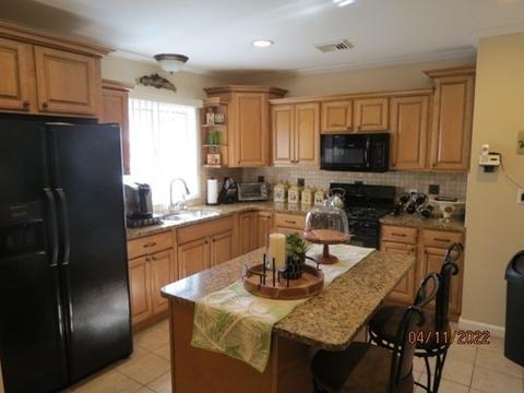 312 America St, Fall River, MA 02721 photo 5