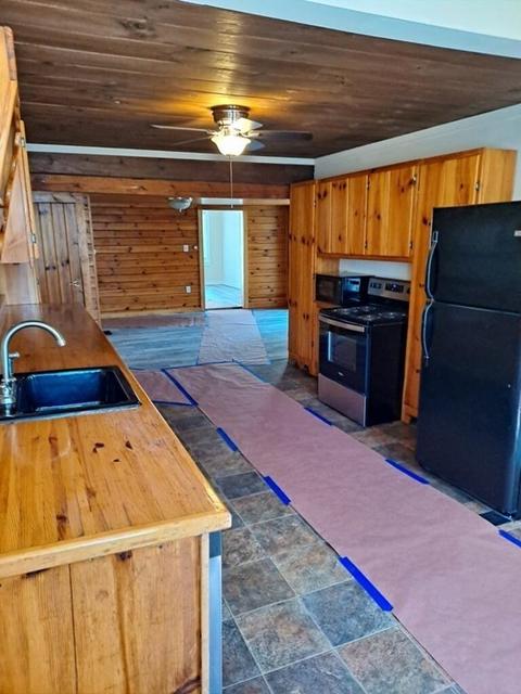 157 W Main St, Orange, MA 01364 photo 7