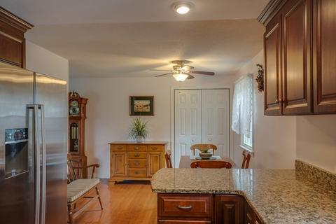 64 Sunset, Gardner, MA 01440 photo 11