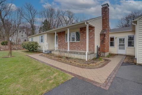 64 Sunset, Gardner, MA 01440 photo 24