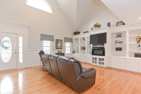 6 Tower Rd, Mendon, MA 01756 photo 9