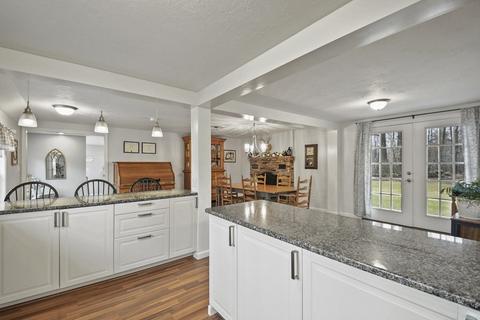 46 Lashua Rd, Ashburnham, MA 01430 photo 16
