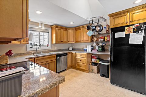 2883 N Main St, Fall River, MA 02720 photo 6