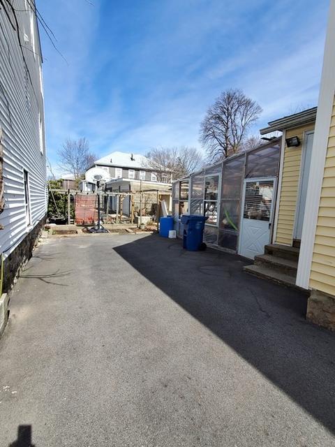1 Berkeley Ct, Lawrence, MA 01841 photo 10