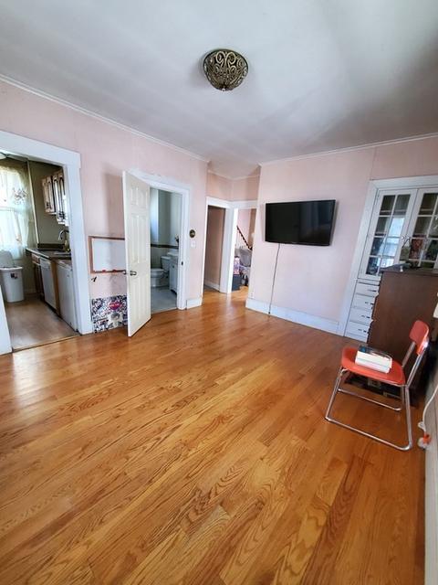 1 Berkeley Ct, Lawrence, MA 01841 photo 2