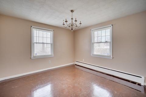 6 Metzger Pl, Springfield, MA 01104 photo 14
