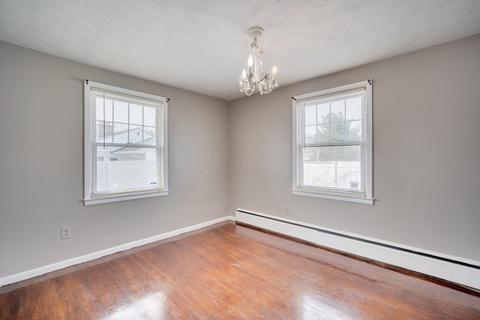 6 Metzger Pl, Springfield, MA 01104 photo 16