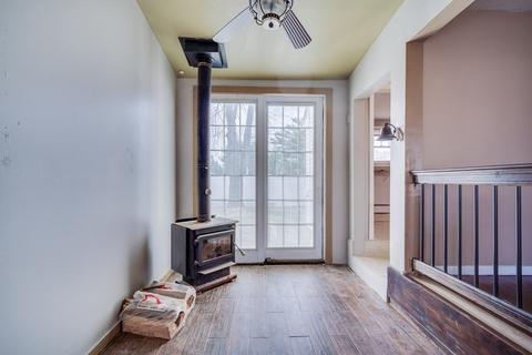 6 Metzger Pl, Springfield, MA 01104 photo 7