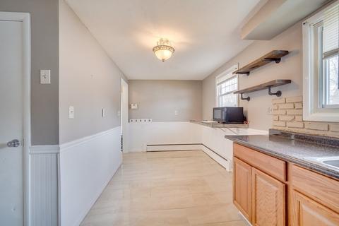 6 Metzger Pl, Springfield, MA 01104 photo 11