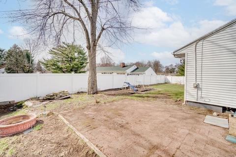 6 Metzger Pl, Springfield, MA 01104 photo 22