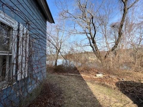 6 W 3rd St, Sutton, MA 01590 photo 4