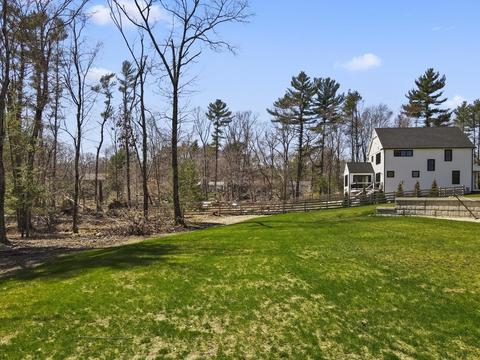 5 Trinity Cir, Bridgewater, MA 02324 photo 13