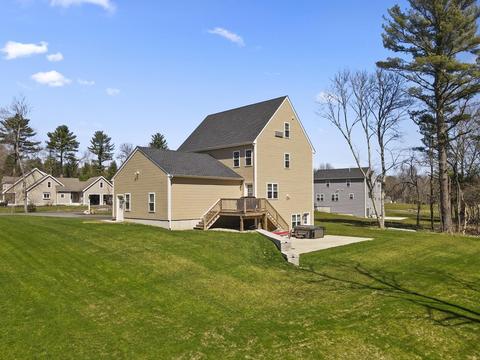 5 Trinity Cir, Bridgewater, MA 02324 photo 11