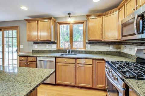 8 Pilgrim Rd, Mansfield, MA 02048 photo 16