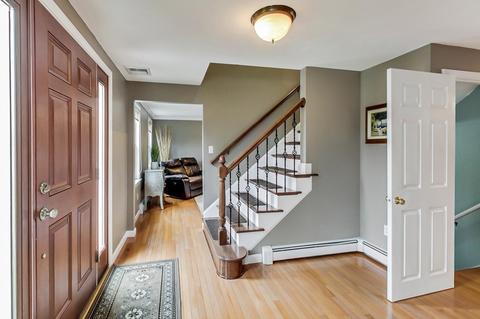 8 Pilgrim Rd, Mansfield, MA 02048 photo 4