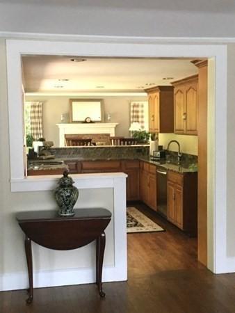 32 Bates St, Mendon, MA 01756 photo 12