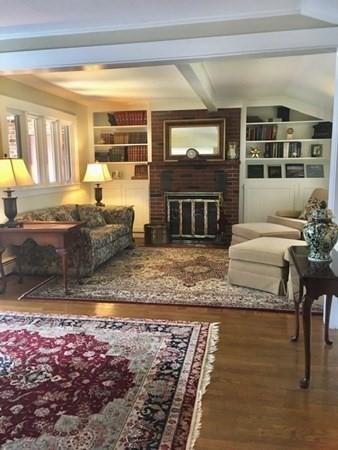32 Bates St, Mendon, MA 01756 photo 6