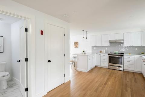 10 Epping St, Arlington, MA 02474 photo 16