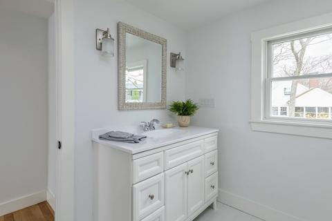 10 Epping St, Arlington, MA 02474 photo 26