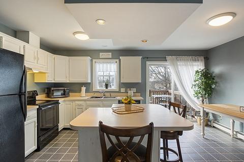 24 Maranda St, Worcester, MA 01604 photo 7