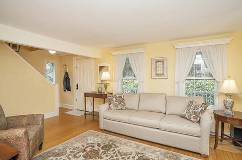 36 Upland Rd, Sharon, MA 02067 photo 9