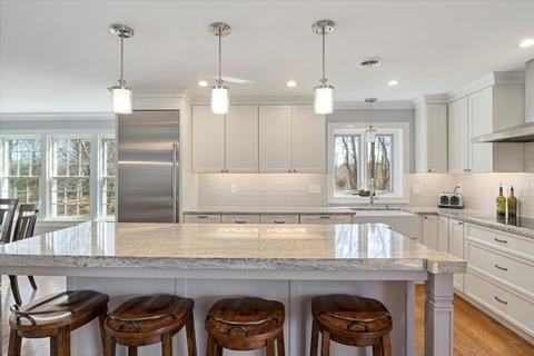 3 Bubbling Brook Rd, Walpole, MA 02081 photo 12