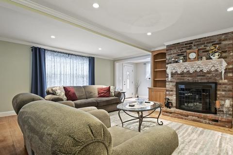 13 Devons Rd, North Reading, MA 01864 photo 8