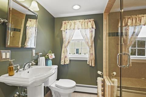 13 Devons Rd, North Reading, MA 01864 photo 24
