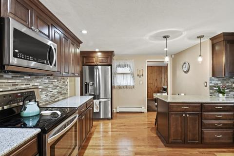 13 Devons Rd, North Reading, MA 01864 photo 10