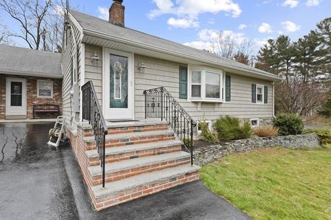 13 Devons Rd, North Reading, MA 01864 photo 2