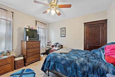 5 Doane St, Worcester, MA 01607 photo 32