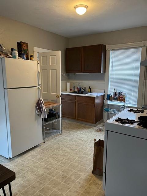 8 Lee St, Worcester, MA 01602 photo 9