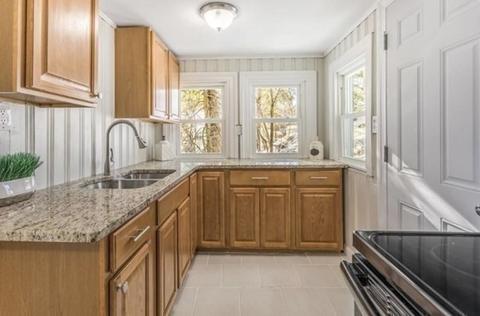 226 Greenwood St, Worcester, MA 01607 photo 12