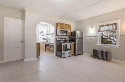 226 Greenwood St, Worcester, MA 01607 photo 2