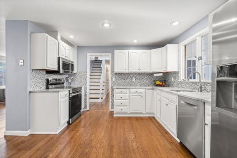 49 Juniper Rd, Andover, MA 01810 photo 3