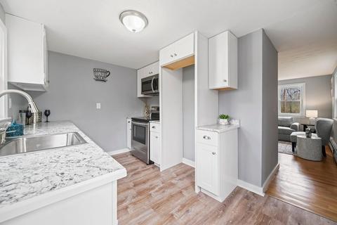 1 Quashnet Rd, Mashpee, MA 02649 photo 6